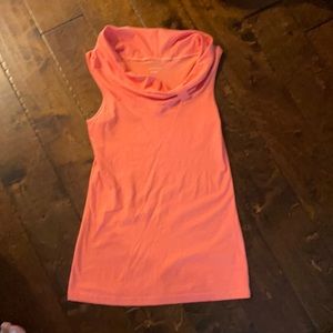 Peach sleeveless coat neck sleeveless top